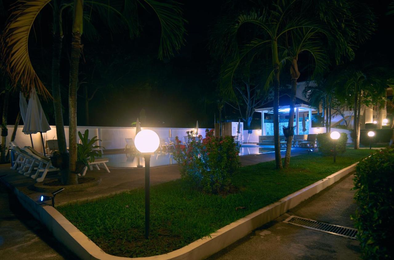 Phuket Riviera Villas Hotel Nai Harn Dış mekan fotoğraf